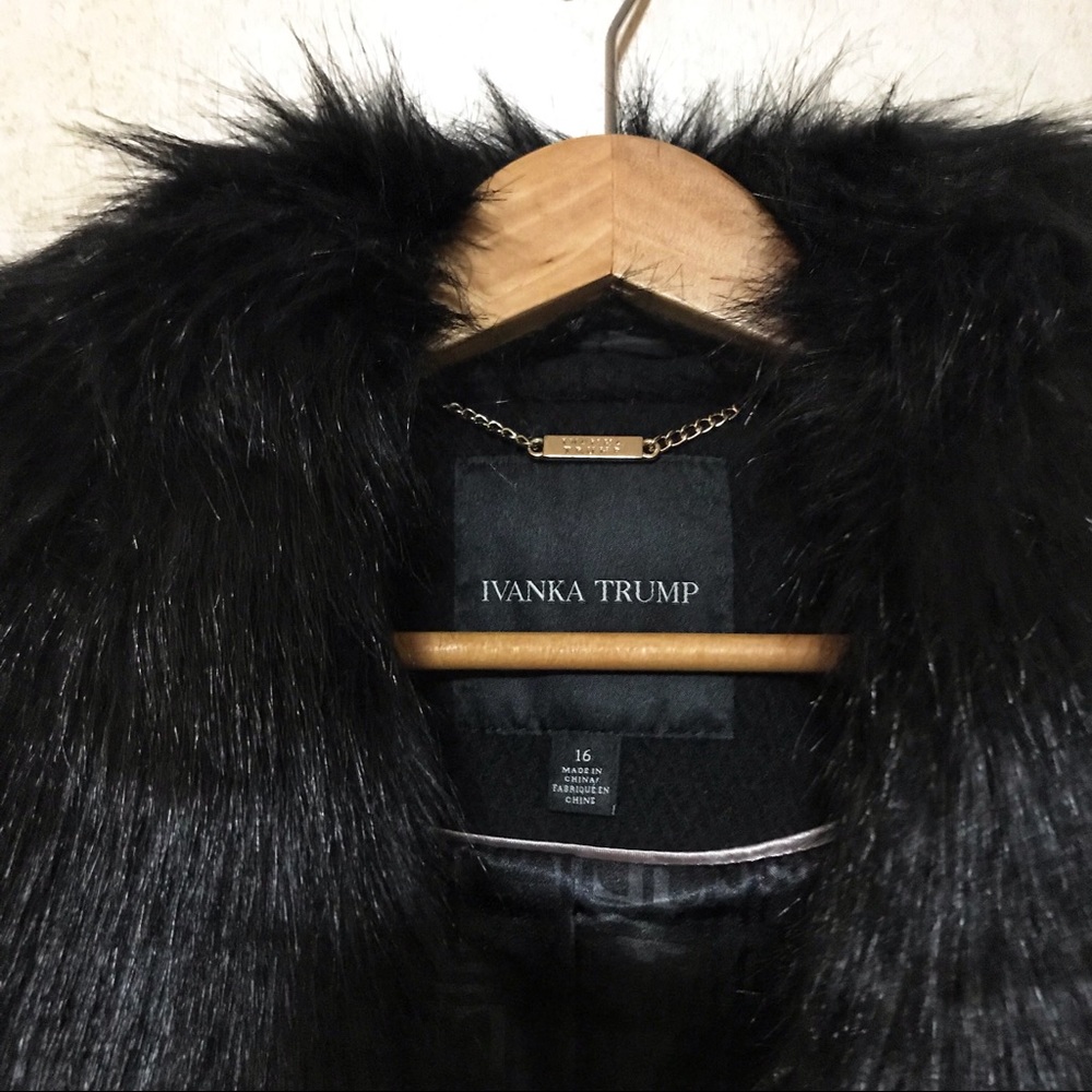 IVANKA TRUMP Winter Coat - Picture 3 of 6